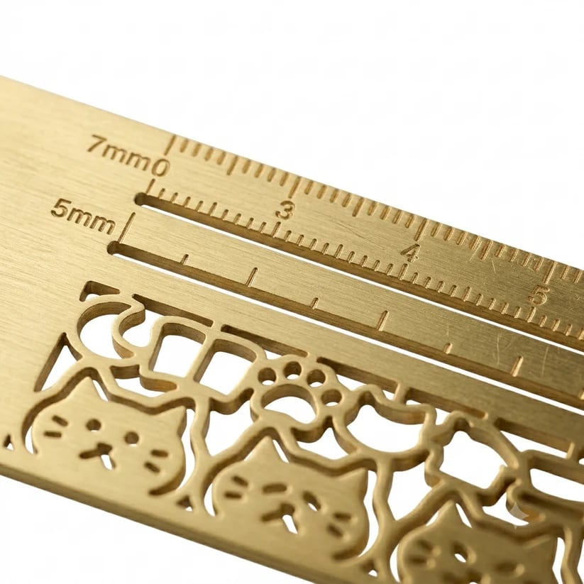 🐱📏Cute Hollow Animal 2-in-1 Metal Bookmark Ruler